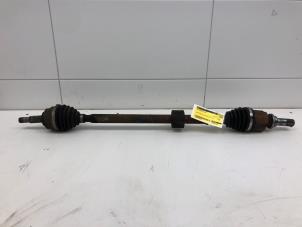 Gebruikte Homokineetas rechts-voor Dacia Sandero III 1.0 TCe 90 12V Prijs € 125,00 Margeregeling aangeboden door Wessel Parts & Service B.V.