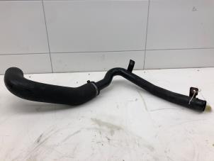 Gebruikte Intercooler Buis Peugeot Boxer (U9) 2.0 BlueHDi 110 Prijs € 49,00 Margeregeling aangeboden door Wessel Parts & Service B.V.