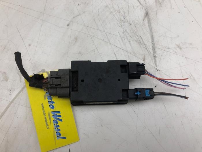 Brandstofpomp module van een Renault Master III (EV/HV/UV/VA/VB/VD/VF/VG/VJ) 2.3 dCi 150 16V FWD 2021