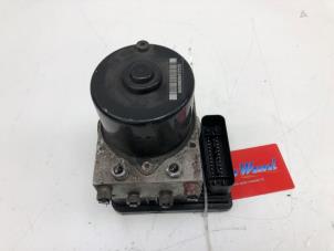 Gebruikte ABS Pomp Opel Zafira (M75) 2.0 16V Turbo OPC Prijs € 69,00 Margeregeling aangeboden door Wessel Parts & Service B.V.