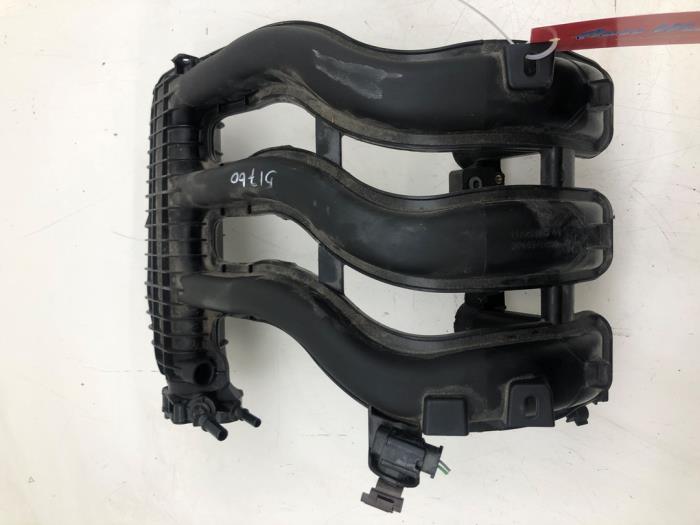 Gebruikte Inlaatspruitstuk Opel Corsa F (UB/UH/UP) 1.2 12V 75 Prijs € 72,45 Margeregeling aangeboden door Wessel Parts & Service B.V.