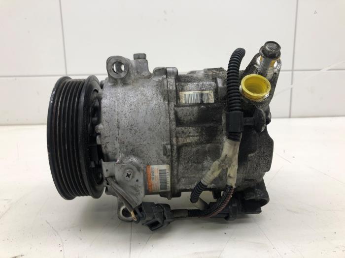Gebruikte Aircopomp Jeep Cherokee (KL) 2.2 Multijet II 16V 4x4 Prijs € 313,95 Margeregeling aangeboden door Wessel Parts & Service B.V.