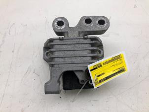 Gebruikte Motorsteun Jeep Cherokee (KL) 2.2 Multijet II 16V 4x4 Prijs € 99,00 Margeregeling aangeboden door Wessel Parts & Service B.V.