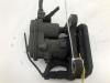 Jeep Cherokee (KL) 2.2 Multijet II 16V 4x4 Remklauw (Tang) links-achter