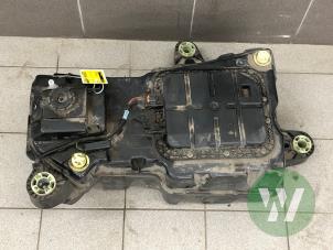 Gebruikte Adblue tank Citroen Berlingo 1.5 BlueHDi 100 Prijs € 449,00 Margeregeling aangeboden door Wessel Parts & Service B.V.