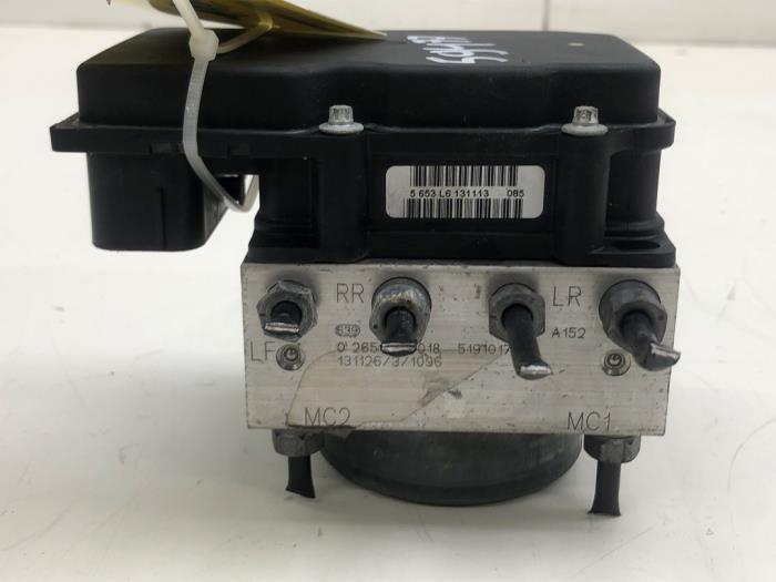 Gebruikte ABS Pomp Fiat Punto III (199) 0.9 TwinAir Turbo 100 Prijs € 40,95 Margeregeling aangeboden door Wessel Parts & Service B.V.