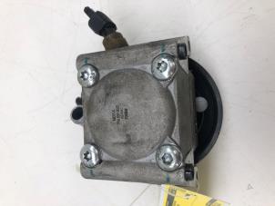 Gebruikte Stuurpomp Ford Focus 2 Wagon 1.6 16V Prijs € 99,00 Margeregeling aangeboden door Wessel Parts & Service B.V.