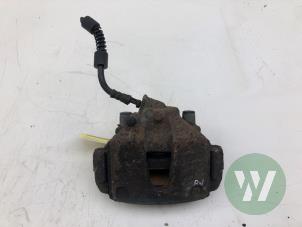 Gebruikte Remklauw (Tang) rechts-voor Ford Tourneo Connect I 1.8 TDCi 90 Prijs € 39,00 Margeregeling aangeboden door Wessel Parts & Service B.V.