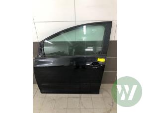 Gebruikte Deur 4Deurs links-voor Volkswagen Golf Plus (5M1/1KP) 1.4 TSI 122 16V Prijs € 125,00 Margeregeling aangeboden door Wessel Parts & Service B.V.