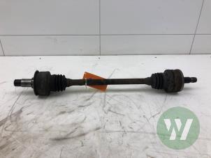 Gebruikte Steekas links-achter Mercedes C Sportcoupé (C203) 1.8 C-180K 16V Prijs € 39,00 Margeregeling aangeboden door Wessel Parts & Service B.V.