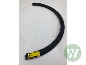 Gebruikte Wielrand voor Opel Ampera-E Prijs € 45,00 Margeregeling aangeboden door Wessel Parts & Service B.V.