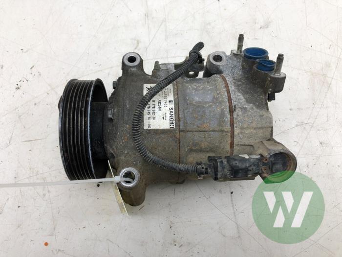 Gebruikte Aircopomp Toyota ProAce 2.0 D-4D 177 16V Worker Prijs € 183,75 Margeregeling aangeboden door Wessel Parts & Service B.V.
