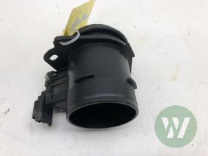 Gebruikte Luchthoeveelheidsmeter Toyota ProAce 2.0 D-4D 177 16V Worker Prijs € 39,00 Margeregeling aangeboden door Wessel Parts & Service B.V.