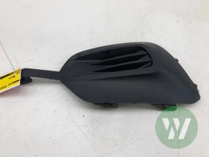 Gebruikte Afdekplaat mistlamp links Opel Combo Prijs € 35,00 Margeregeling aangeboden door Wessel Parts & Service B.V.