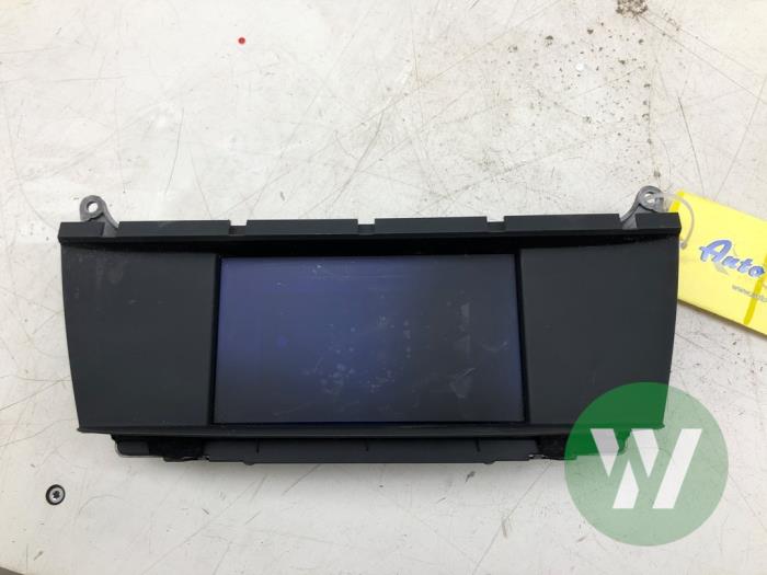 Gebruikte Display Interieur BMW X3 (F25) xDrive20d 16V Prijs € 131,25 Margeregeling aangeboden door Wessel Parts & Service B.V.