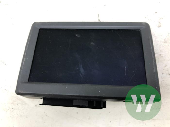 Gebruikte Display Interieur Audi A8 (D3) 3.0 TDI V6 24V Quattro Prijs € 51,45 Margeregeling aangeboden door Wessel Parts & Service B.V.