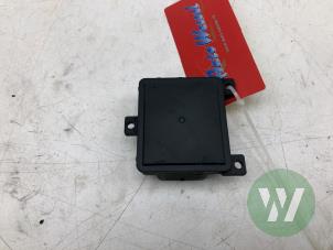 Gebruikte Radar sensor Opel Astra L Sports Tourer (F4/FC/FN/FR) 1.2 Turbo 130 12V Prijs € 249,00 Margeregeling aangeboden door Wessel Parts & Service B.V.