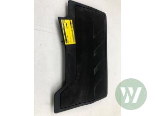 Gebruikte Afdekplaat motor Opel Corsa Prijs € 49,00 Margeregeling aangeboden door Wessel Parts & Service B.V.