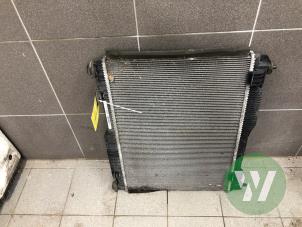 Gebruikte Radiateur Ford Puma 1.0 Ti-VCT EcoBoost mHEV 12V Prijs € 89,00 Margeregeling aangeboden door Wessel Parts & Service B.V.