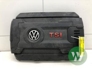 Gebruikte Afdekplaat motor Volkswagen Golf VII (AUA) 2.0 GTI 16V Performance Package Prijs € 59,00 Margeregeling aangeboden door Wessel Parts & Service B.V.