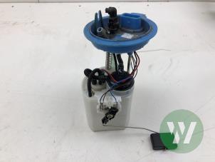 Gebruikte Tank element Pomp Volkswagen Golf VII (AUA) 2.0 GTI 16V Performance Package Prijs € 35,00 Margeregeling aangeboden door Wessel Parts & Service B.V.