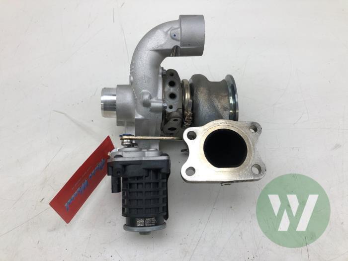 Gebruikte G-lader Opel Astra L Sports Tourer (F4/FC/FN/FR) 1.2 Turbo 110 12V Prijs € 152,25 Margeregeling aangeboden door Wessel Parts & Service B.V.