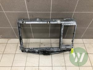 Gebruikte Frontpaneel Peugeot 2008 (CU) 1.2 12V e-THP PureTech 130 Prijs € 125,00 Margeregeling aangeboden door Wessel Parts & Service B.V.