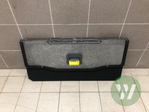 Gebruikte Vloerplaat bagageruimte Ford Explorer (CX740) Extended Range AWD 79 kWh Prijs € 199,00 Margeregeling aangeboden door Wessel Parts & Service B.V.