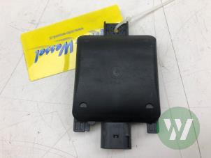 Gebruikte Radar sensor Ford Explorer (CX740) Extended Range AWD 79 kWh Prijs € 199,00 Margeregeling aangeboden door Wessel Parts & Service B.V.