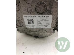 Gebruikte Pomp Airco Ford Explorer (CX740) Extended Range AWD 79 kWh Prijs op aanvraag aangeboden door Wessel Parts & Service B.V.