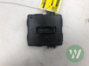 Gebruikte Module keyless vehicle Ford Explorer (CX740) Extended Range AWD 79 kWh Prijs op aanvraag aangeboden door Wessel Parts & Service B.V.