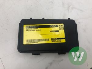 Gebruikte Draadloze oplader Ford Explorer (CX740) Extended Range AWD 79 kWh Prijs € 39,00 Margeregeling aangeboden door Wessel Parts & Service B.V.