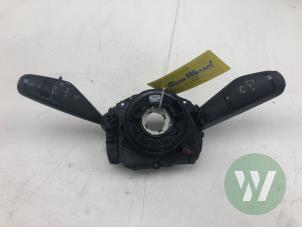 Gebruikte Combischakelaar Stuurkolom Ford Explorer (CX740) Extended Range AWD 79 kWh Prijs € 199,00 Margeregeling aangeboden door Wessel Parts & Service B.V.