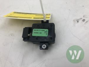 Gebruikte Stoelverstellings Schakelaar Ford Explorer (CX740) Extended Range AWD 79 kWh Prijs € 29,00 Margeregeling aangeboden door Wessel Parts & Service B.V.