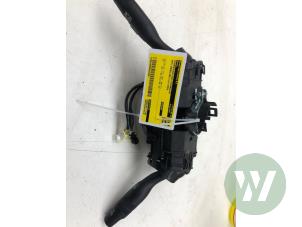 Gebruikte Licht + Raw Schakelaar Opel Crossland (X) 1.2 Turbo 12V Prijs € 249,00 Margeregeling aangeboden door Wessel Parts & Service B.V.