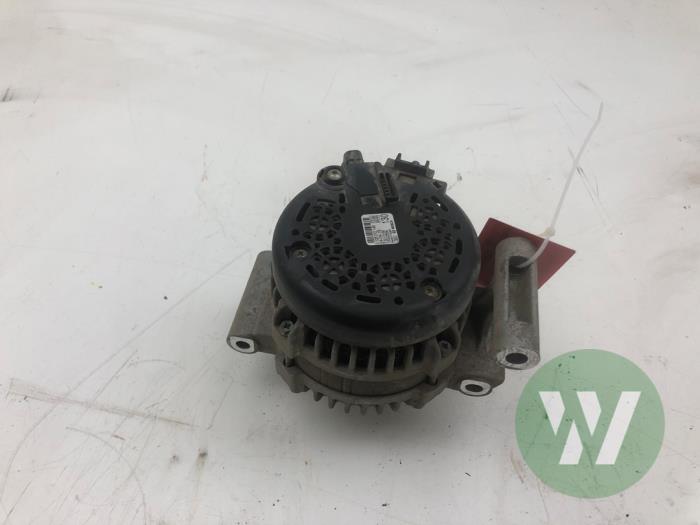 Gebruikte Dynamo Opel Astra K 1.4 Turbo 16V Prijs € 61,95 Margeregeling aangeboden door Wessel Parts & Service B.V.