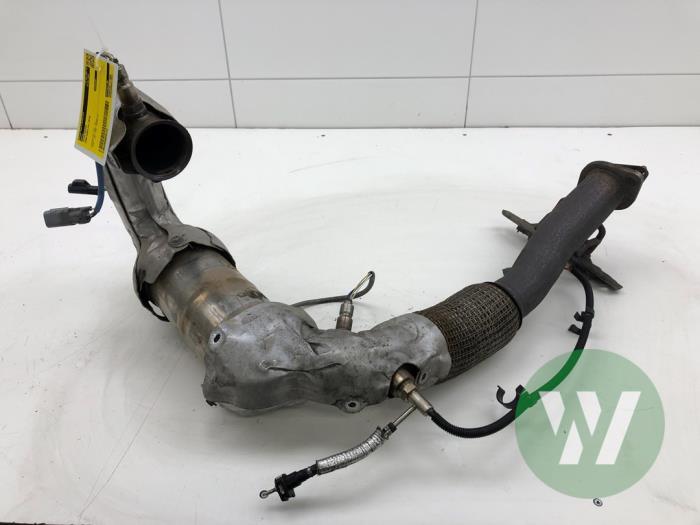Gebruikte Katalysator Ford Kuga II (DM2) 2.0 TDCi 16V 150 4x4 Prijs € 681,45 Margeregeling aangeboden door Wessel Parts & Service B.V.
