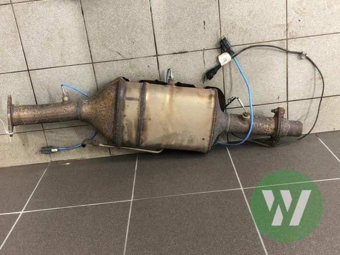 Gebruikte Roetfilter Ford Kuga II (DM2) 2.0 TDCi 16V 150 4x4 Prijs € 366,45 Margeregeling aangeboden door Wessel Parts & Service B.V.