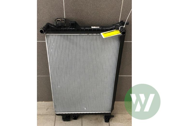 Gebruikte Radiateur Skoda Octavia Combi (NXAC) 2.0 TDI GreenTec 16V Prijs € 131,25 Margeregeling aangeboden door Wessel Parts & Service B.V.