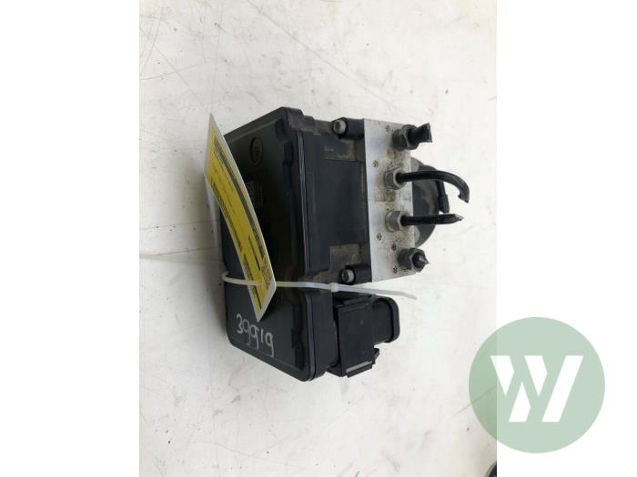 Gebruikte ABS Pomp Ford Kuga II (DM2) 2.0 TDCi 16V 150 4x4 Prijs € 131,25 Margeregeling aangeboden door Wessel Parts & Service B.V.