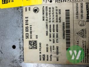 Gebruikte Module Navigatie Skoda Octavia Combi (NXAC) 2.0 TDI GreenTec 16V Prijs € 399,00 Margeregeling aangeboden door Wessel Parts & Service B.V.