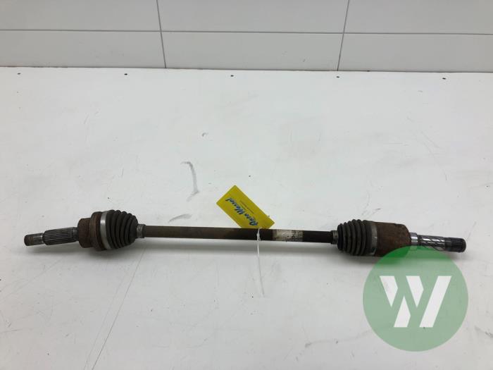 Gebruikte Aandrijfas links-achter Ford Kuga II (DM2) 2.0 TDCi 16V 150 4x4 Prijs € 93,45 Margeregeling aangeboden door Wessel Parts & Service B.V.