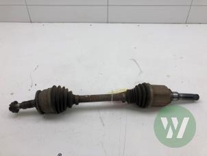 Gebruikte Aandrijfas links-voor Opel Astra K 1.4 Turbo 16V Prijs € 99,00 Margeregeling aangeboden door Wessel Parts & Service B.V.