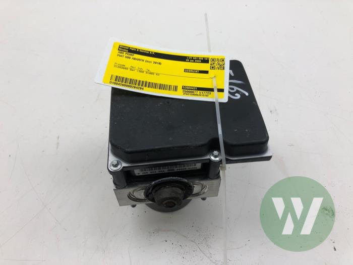 Gebruikte ABS Pomp Fiat 500 Abarth Prijs € 82,95 Margeregeling aangeboden door Wessel Parts & Service B.V.