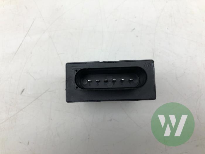 Gebruikte Brandstofpomp module Volkswagen Tiguan Allspace (BW2) 2.0 TDI 16V 4Motion Prijs € 30,45 Margeregeling aangeboden door Wessel Parts & Service B.V.