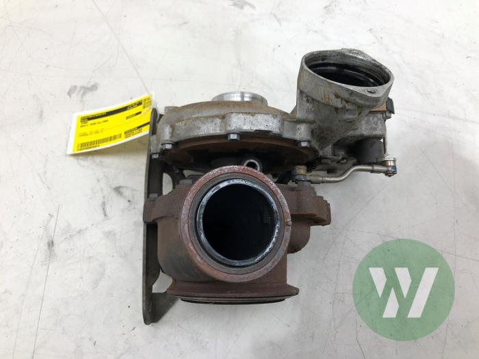 Gebruikte G-lader BMW 5 serie (E60) 530d 24V Prijs € 313,95 Margeregeling aangeboden door Wessel Parts & Service B.V.