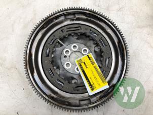 Gebruikte Vliegwiel Volkswagen T-Cross 1.5 TSI 16V Prijs € 69,00 Margeregeling aangeboden door Wessel Parts & Service B.V.