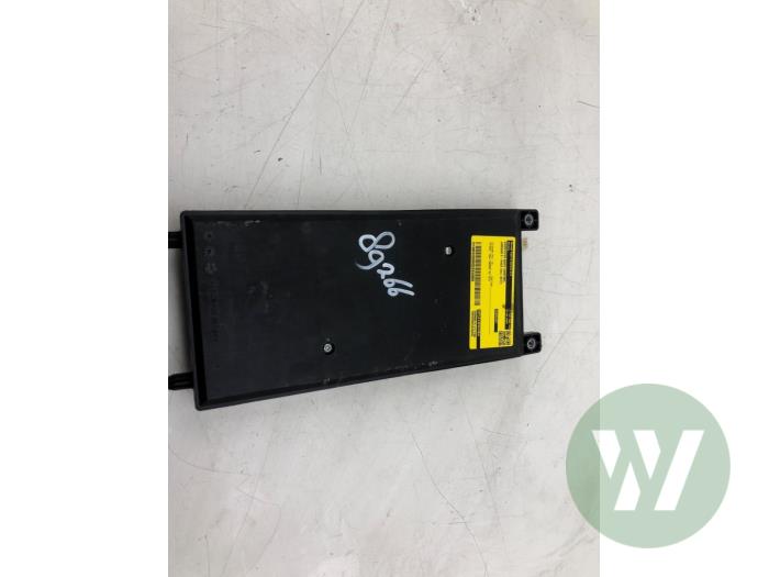 Gebruikte Bodycontrol Module Jaguar F-Pace 2.0 Turbo 16V AWD Prijs € 183,75 Margeregeling aangeboden door Wessel Parts & Service B.V.