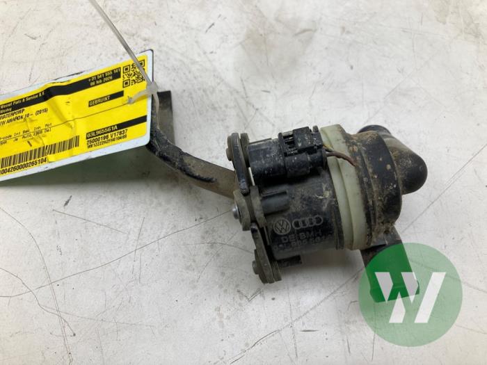 Gebruikte Waterpomp Volkswagen Amarok 2.0 BiTDI 16V 180 4Motion Prijs € 40,95 Margeregeling aangeboden door Wessel Parts & Service B.V.