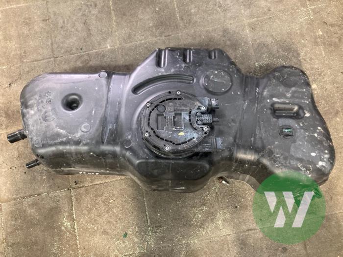 Gebruikte Ureumreservoir Fiat Ducato (250) 2.3 D 160 Multijet AdBlue Prijs € 838,95 Margeregeling aangeboden door Wessel Parts & Service B.V.